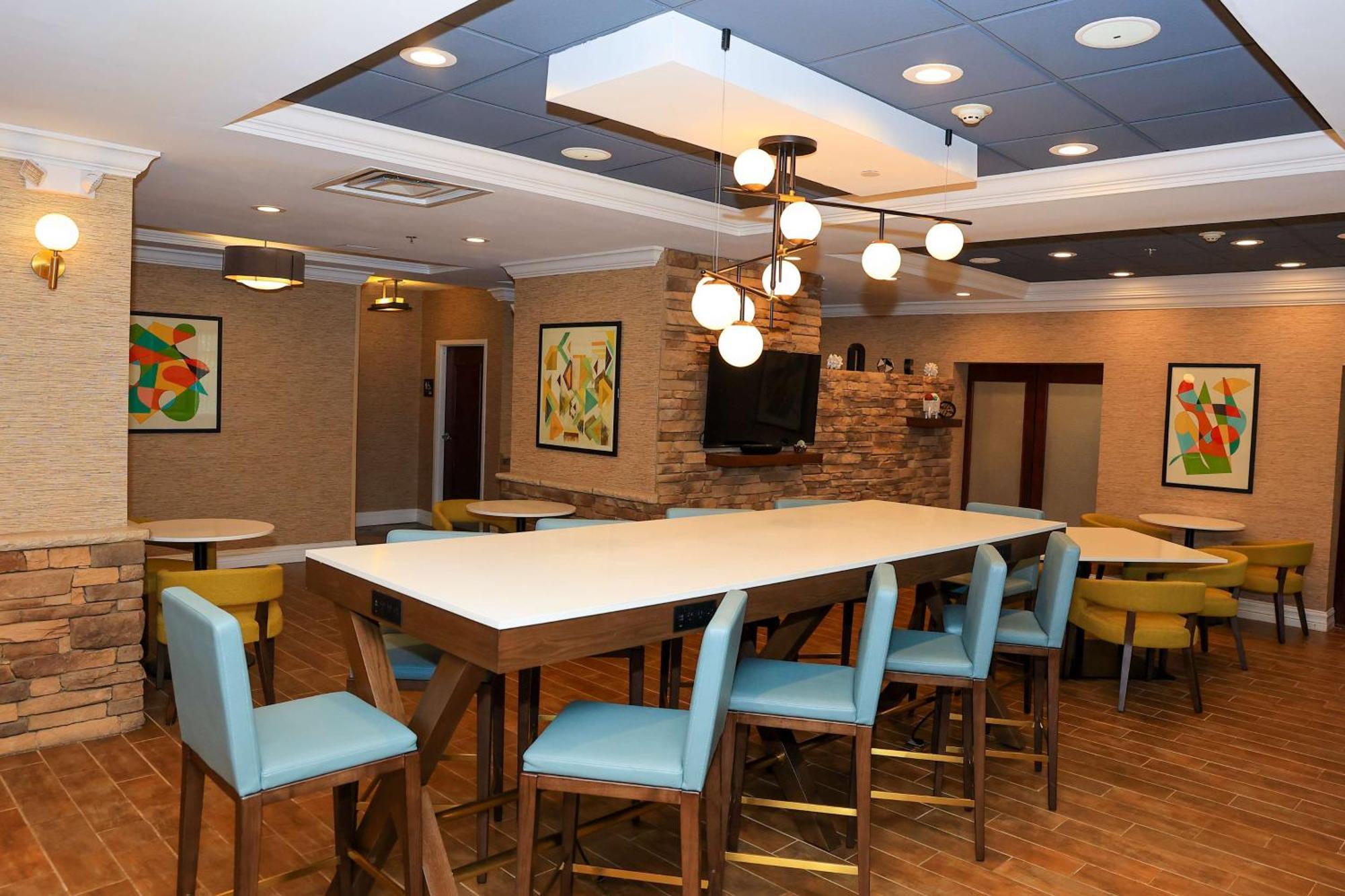 Hampton Inn Atlanta-Canton Dış mekan fotoğraf
