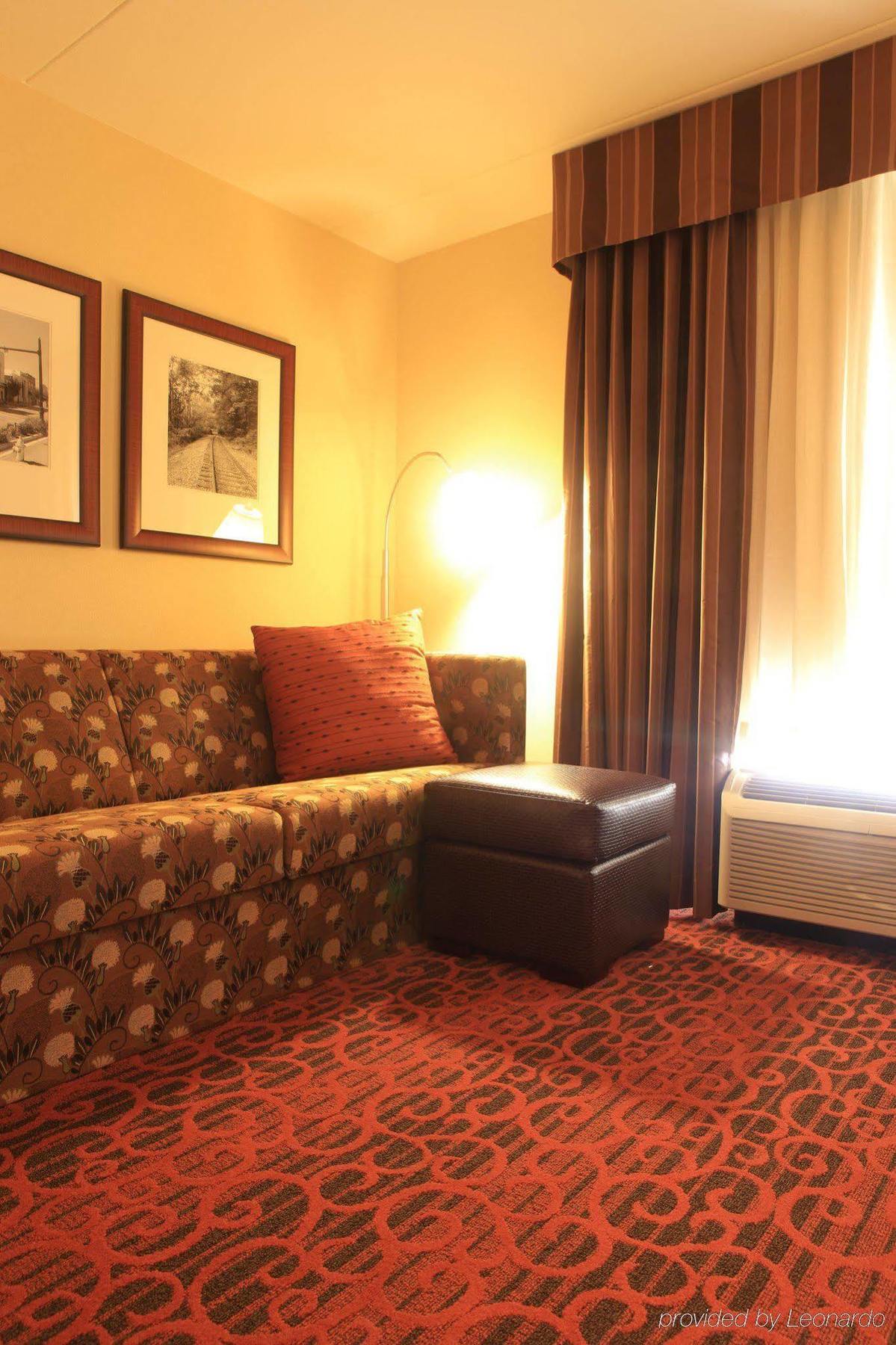 Hampton Inn Atlanta-Canton Oda fotoğraf